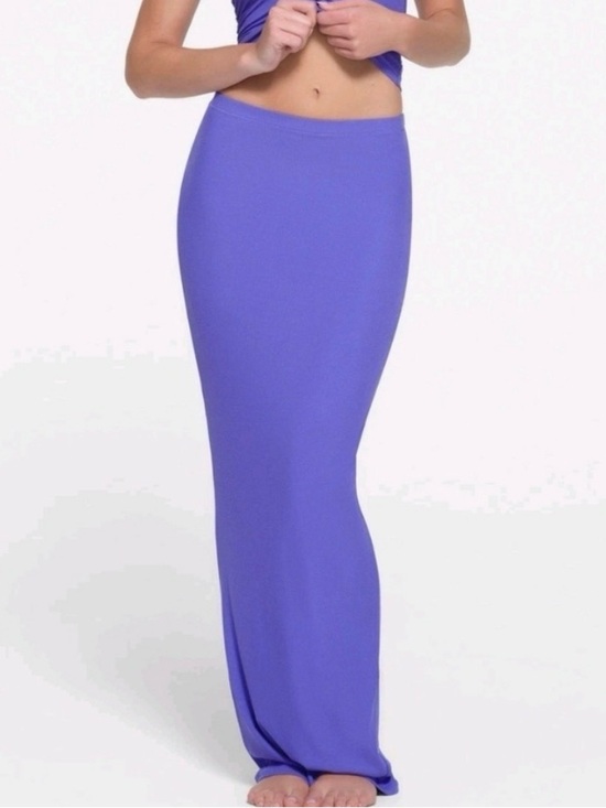 SKIMS Dresses & Skirts - SKIMS Tanzanite Stretch Maxi Skirt